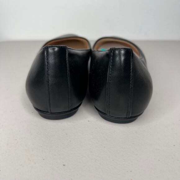 Naturalizer Black Flats - Picture 3 of 8